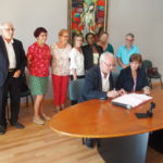 Image de l'article Le CCAS officialise ses relations avec le Département